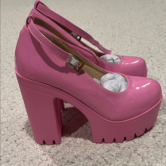 Shoes - Pink Patent Platform Mary Jane Heels